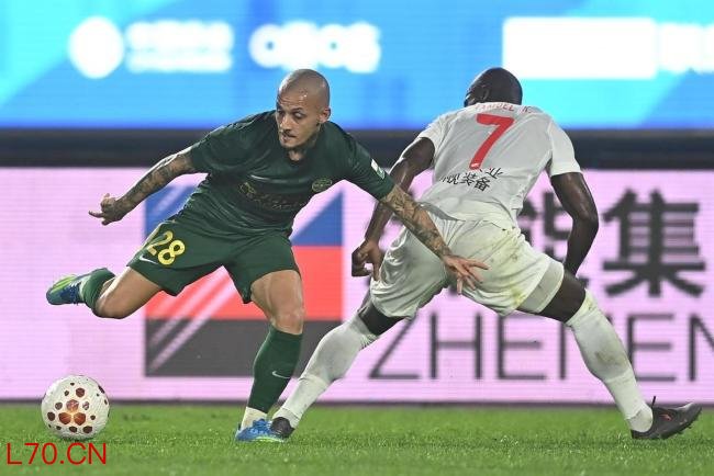 浙江绿城2-0战胜河南队