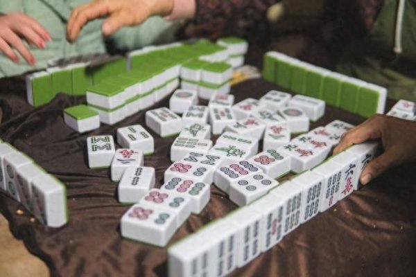 不带现金打麻就没事? 高院: 手机转账记录应认定为现场查获的赌资